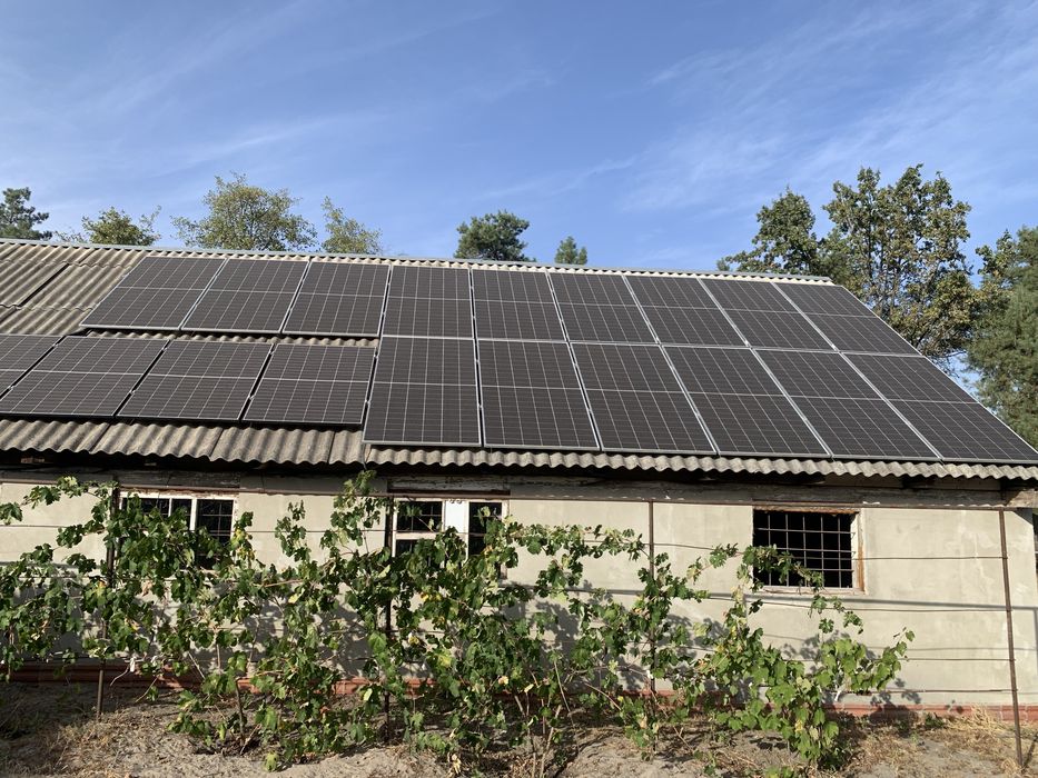 Солнечные панели Сонячні панелі Інвертор Акумулятор