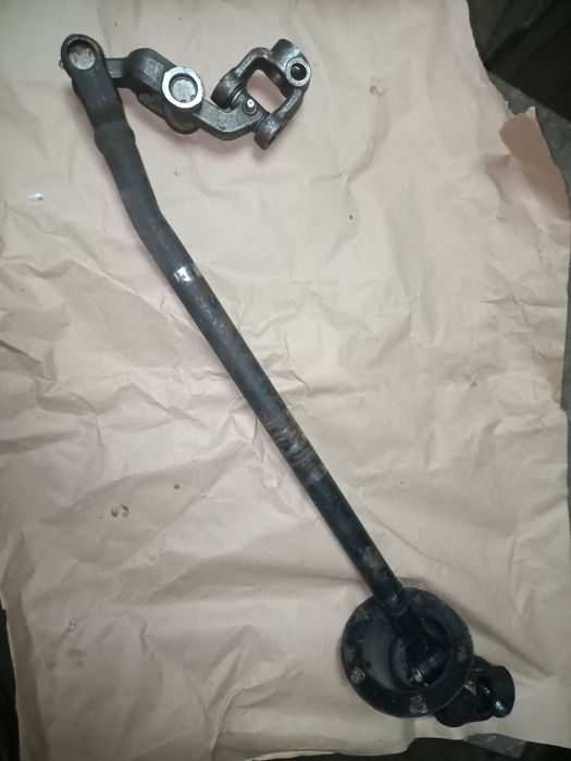 Вал рулевой в сборе с крестовинами