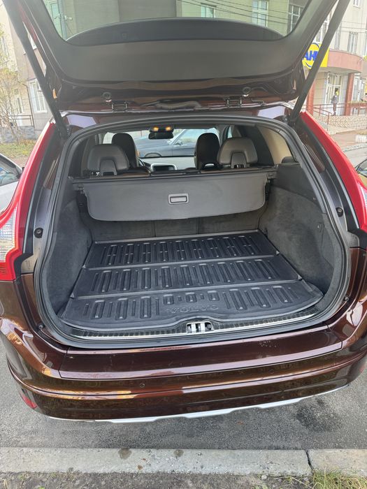 Продам Volvo XC60