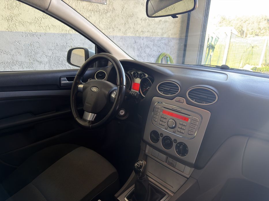 Ford Focus SW 1.4 Trend - Desde 93€ Mês