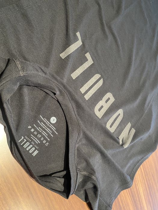 Nobull tee sleeveless