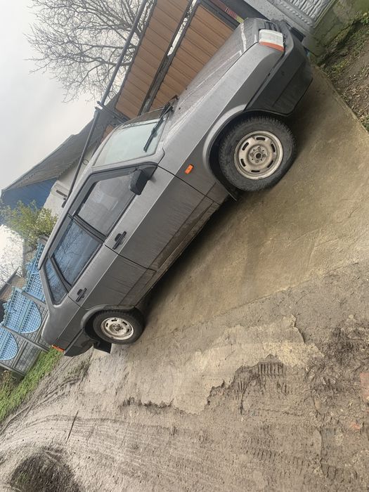 Продам ваз 2199 2003 рік 1.5 бензин