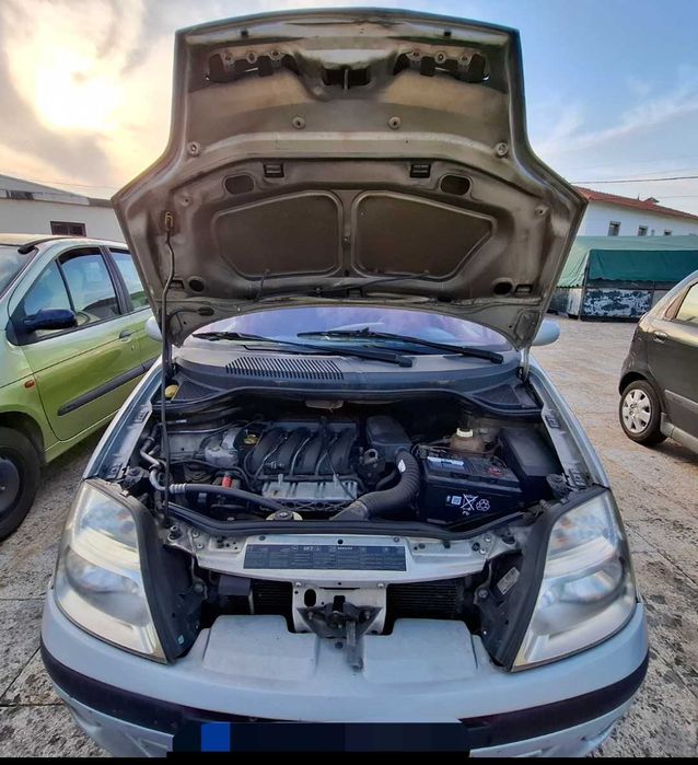 Renault megane scenic 1.4 gasolina – reliable family car – registered in Portugal, Next IPO Inspection: Valid until 26 April 2027