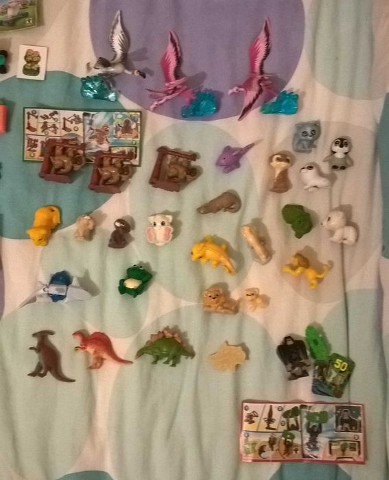 Brinquedos Kinder Burger King McDonalds Funko Smurfs Trolls Tonka
