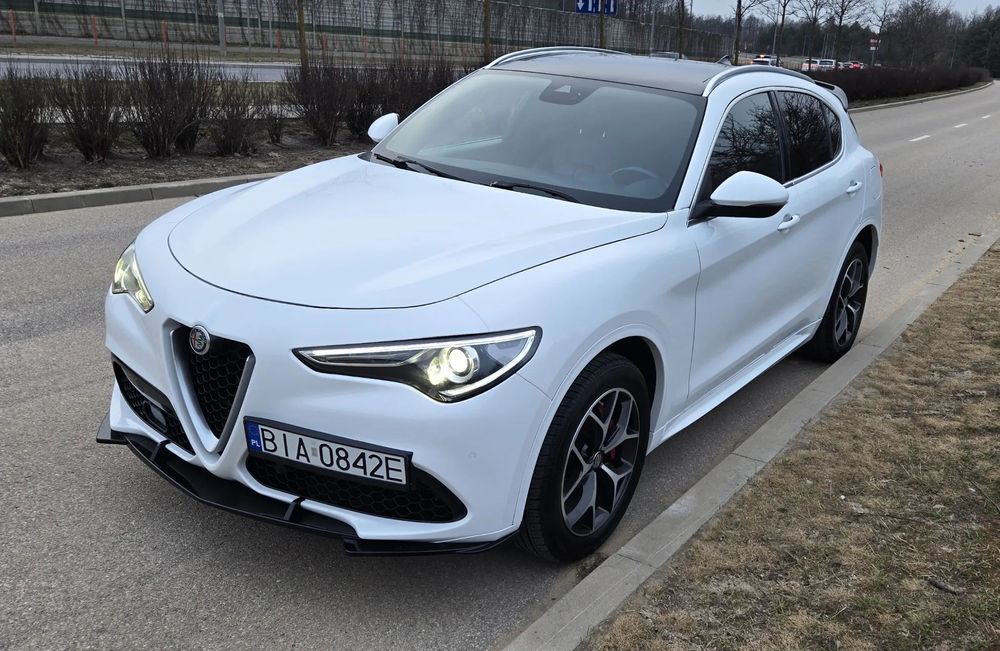 Alfa Romeo Stelvio ALFA Romeo Stelvio Q4 TI  2020  Automat , Benzyna 2.0 , 4x4
