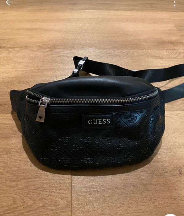 Nerka damska GUESS
