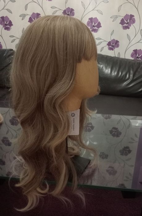 Peruka ciemny blond ombre