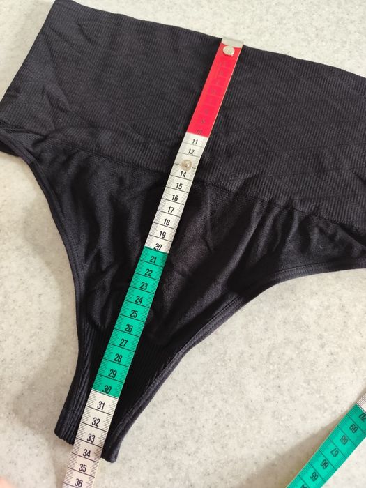 Стягуючі коригуючі стрінги труси корекція фігури XL стегна 100-105