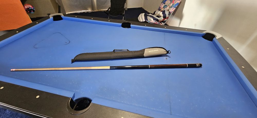 Mesa de snooker em bom estado