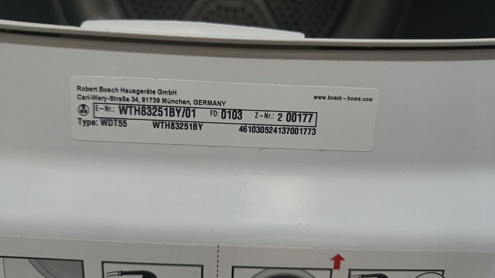 Сушильна машина Bosch WTH83251BY