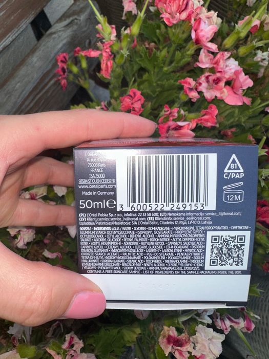 Krem Loreal Revitalift laser na dzień nowy na zmarszczki do twarzy