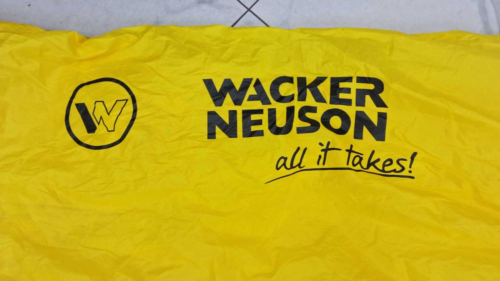 Оригінальний довгий чохол Wacker Neuson 246 см