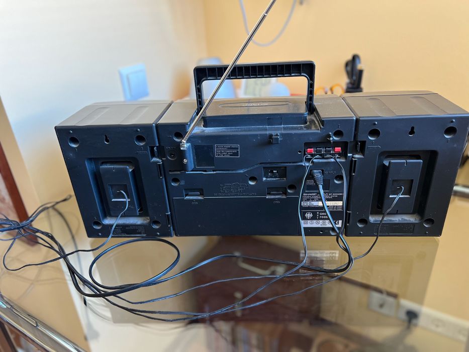 Sharp WF-900H(BK), двокасетна магнітола з радіо.