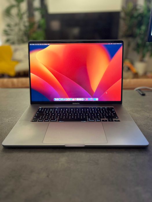 Vendo MacBook Pro 16" 2019/2020 i9 32GB RAM 1TB - Configuração Top
