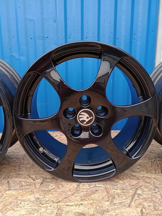 Felgi aluminiowe 5X112 r16 ET35 Skoda Superb Octavia Vw Seat Audi