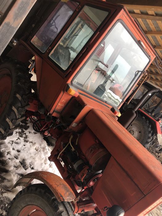 Продається трактор т25