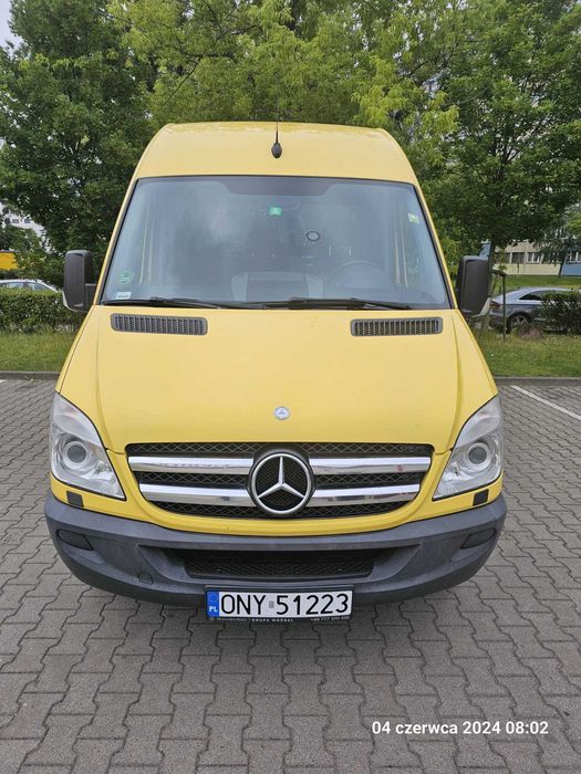 TANIE BUSY NA KURIERKĘ - Wynajem Długoterminowy busa Mercedes Sprinter