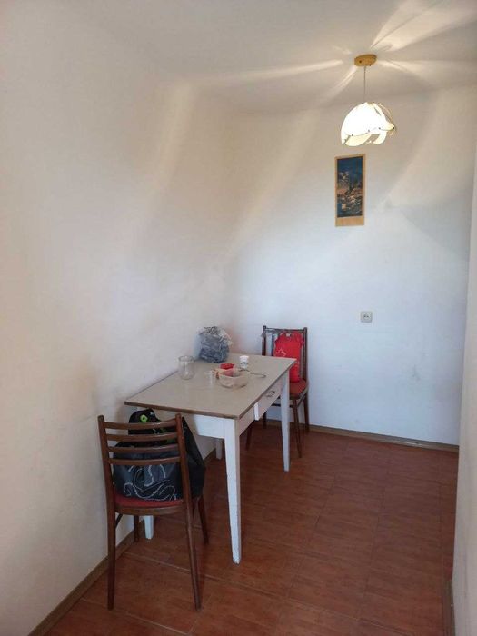 Продам однокомнатную квартиру в Теплодаре .