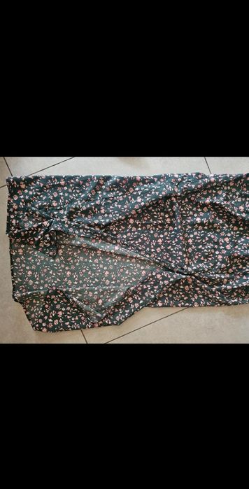 Sprzedam długa sukienkę