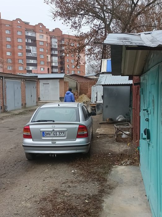 Гараж оренда Поділ,біля Євродому.