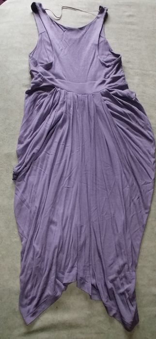 Vestido lilás drapeado, muito confortável, Bershka, tamanho M.