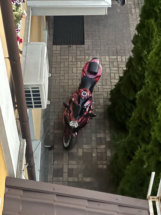 Продам мотоцикл Suzuki gsx-r 600
