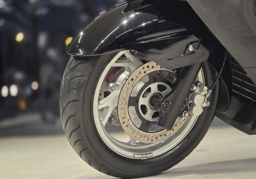 Максі-скутер Suzuki Skywave 400-CK44A 2008 Пробіг: 26 409 км ідеал