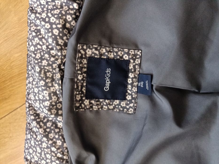 Bezrękawnik dziecięcy 12 lat, 150 cm.  Gruby