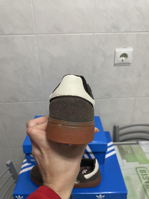 Adidas Spezial novas