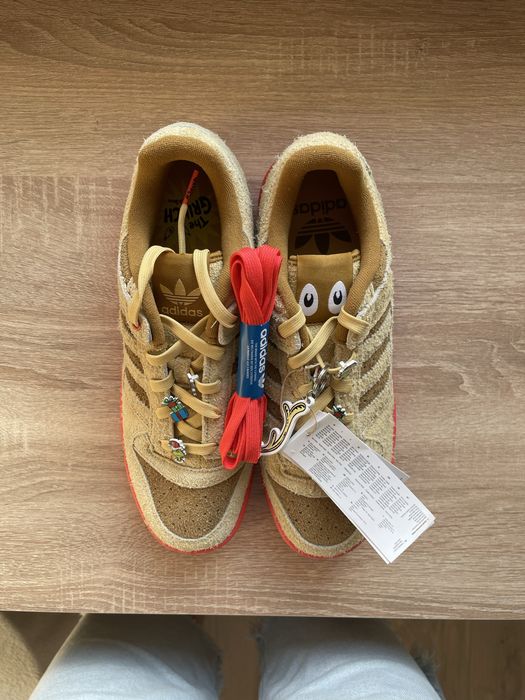 ADIDAS x THE GRINCH  FORUM LOW