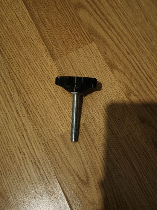 Śruba mocująca thrustmaster
