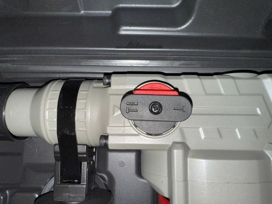 Продам Перфоратор Vitals Master