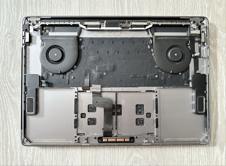 Macbook A1398. Разборка по запчастям.