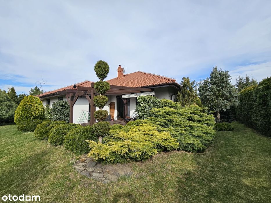 Dom Wolnostojący Z Pięknym Ogrodem | Gotowy | Jeszkowice