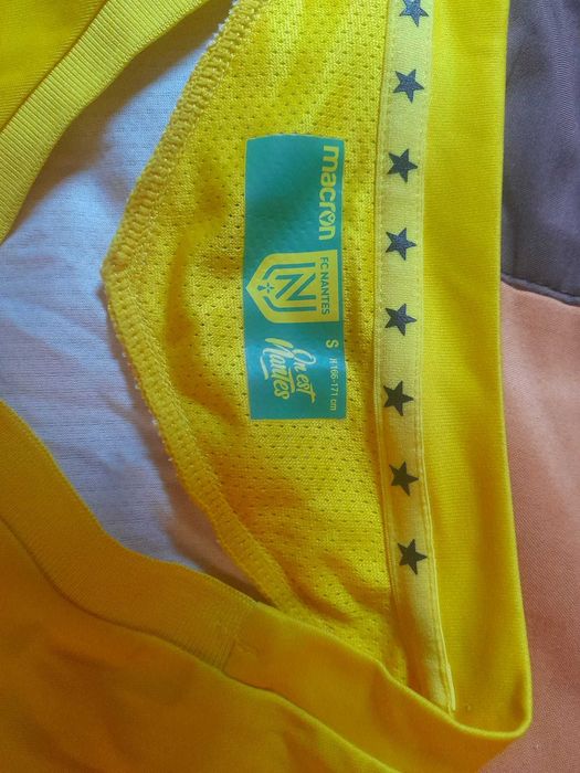 Camisola FC Nantes 2020-2021 autografada pelo plantel, tamanho S