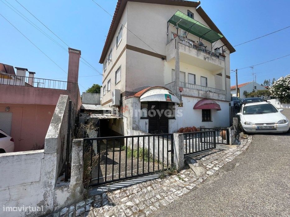 Café Equipado em Abrançalha de Baixo