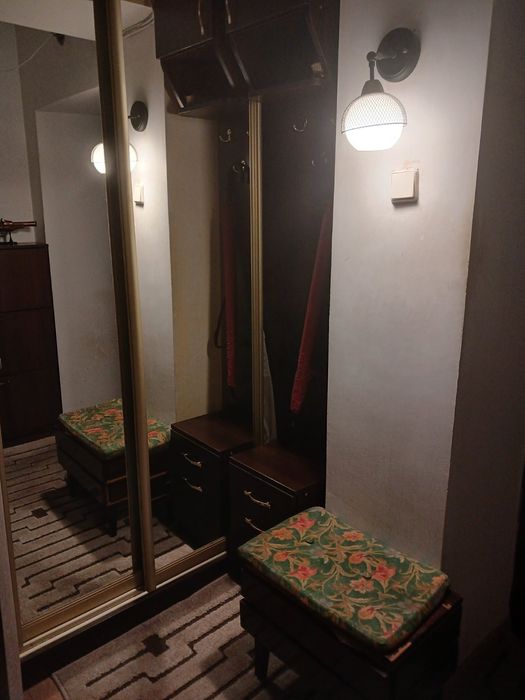 Вокзал .подобово .пару годин .Коротка звітні документи