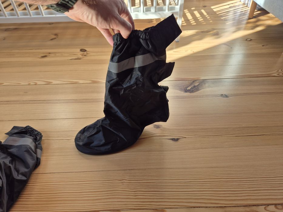 Przeciwdeszczowe nakładki na buty L, na spacer, dla rowerzysty