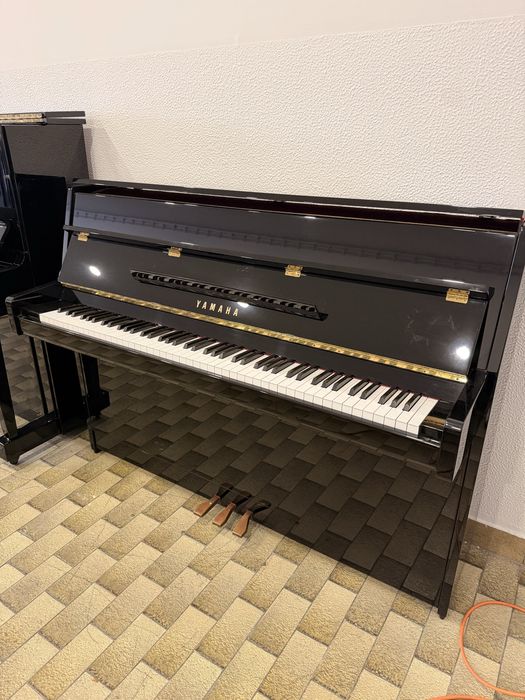 Piano Vertical Yamaha B1