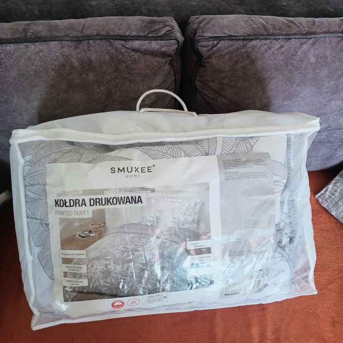 Nowa kołdra drukowana smokie 220 x 200 antyalergiczna