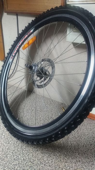 Rodas  A Jiafeng de carbono como nova com discos pneus  completas