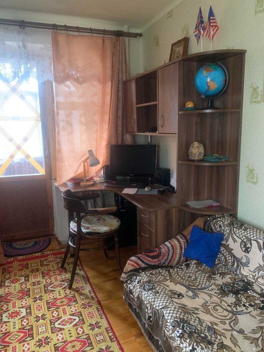 3-кімнатна квартира з меблями в хорошому стані