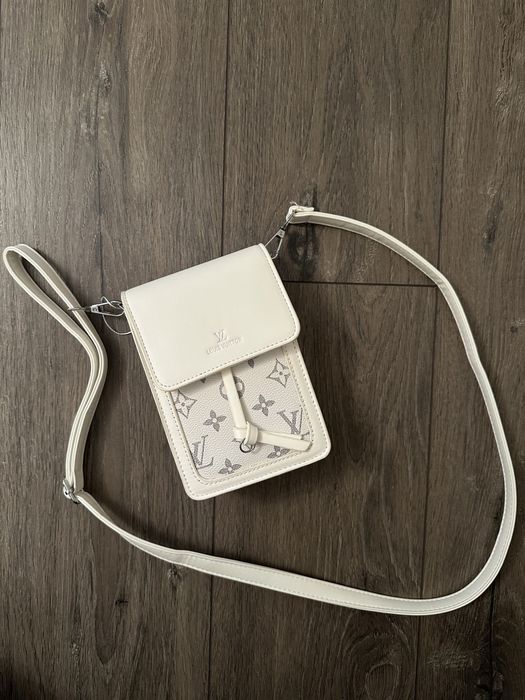 Сумочка Louis Vuitton в стані нова
