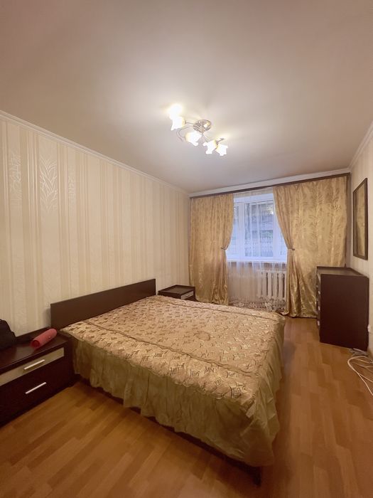 С ремонтом 2-х комнатная Варненская--парк Горького-Черёмушки--ГАЗ/ТЕЦ