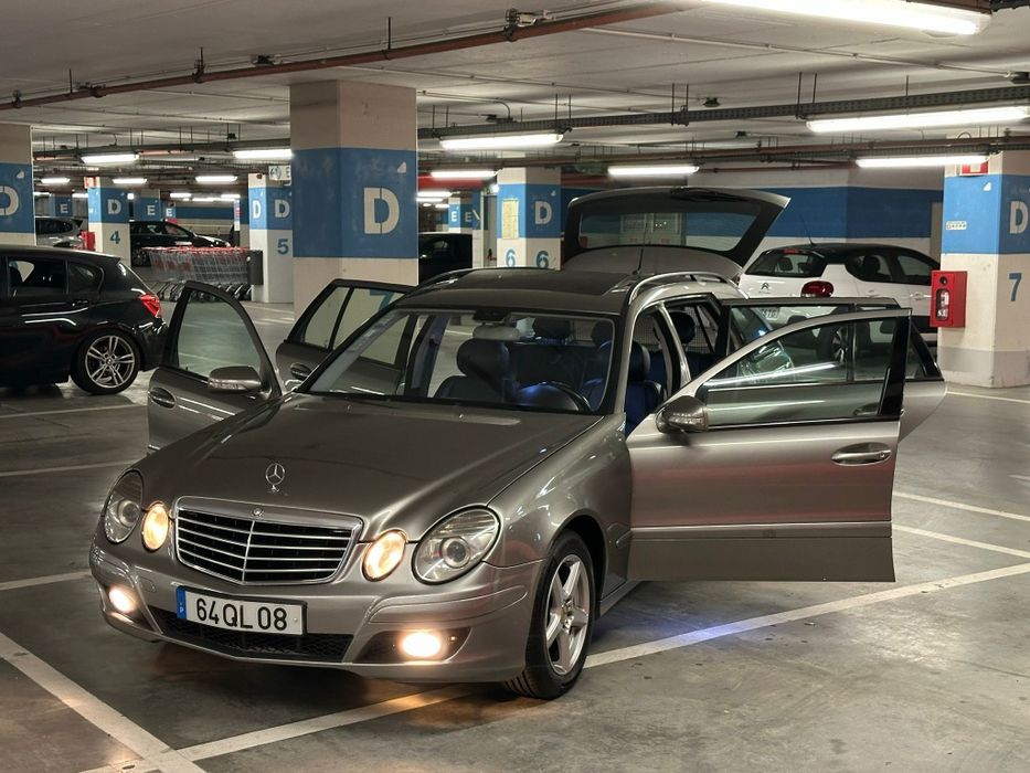 Mercedes Benz Class E 220 CDI  08