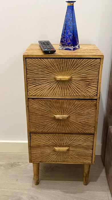 Camiseiro e Móvel de apoio/ mesinha cabeceira