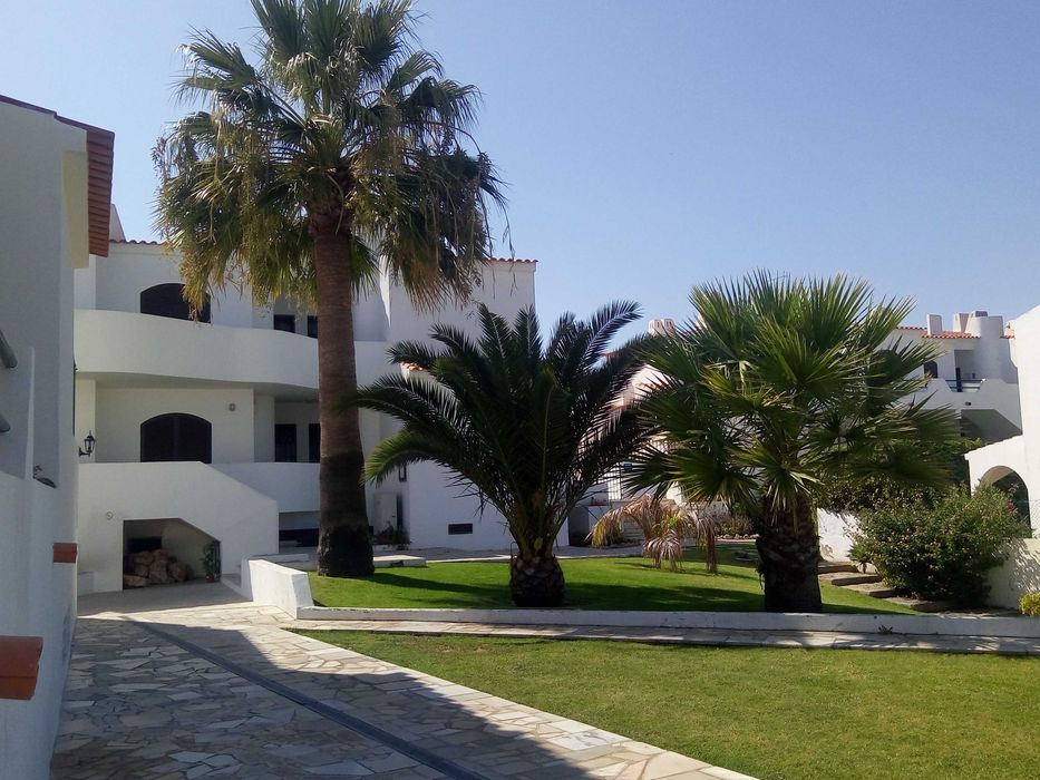 T1 agradavel com piscina jardim Santa Eulalia - Albufeira