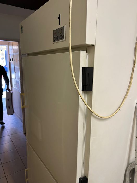 Lodówka gastronomiczna wysoka