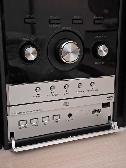 Музыкальный центр LG LX-U 270 X