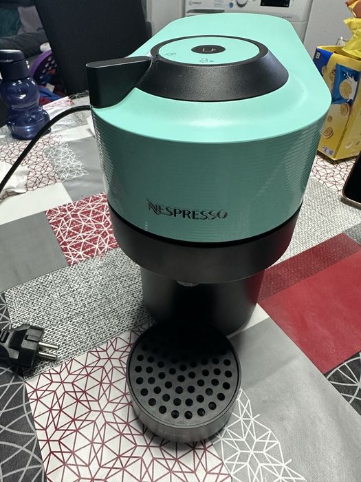 Máquina Nespresso Vertuo Pop Krups – Cor Aqua Mint (Como Nova)